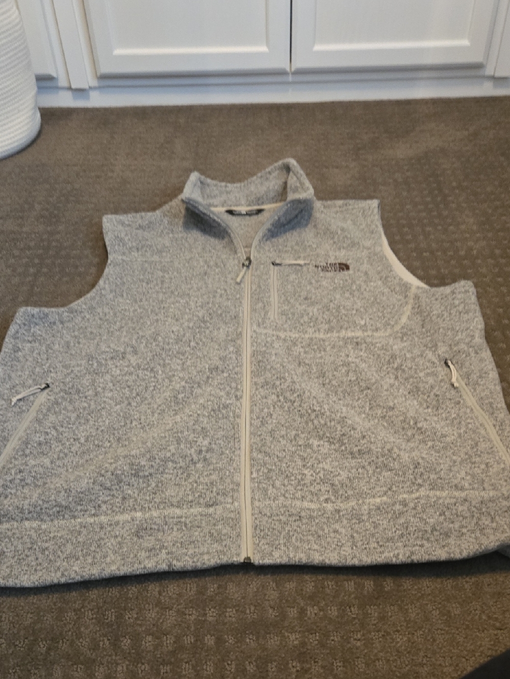 Men's XXL The North Face Heather Gray Fleece Vest
